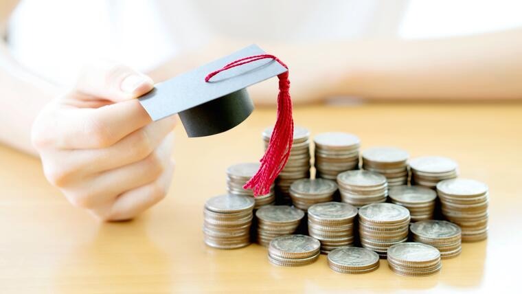 Becas